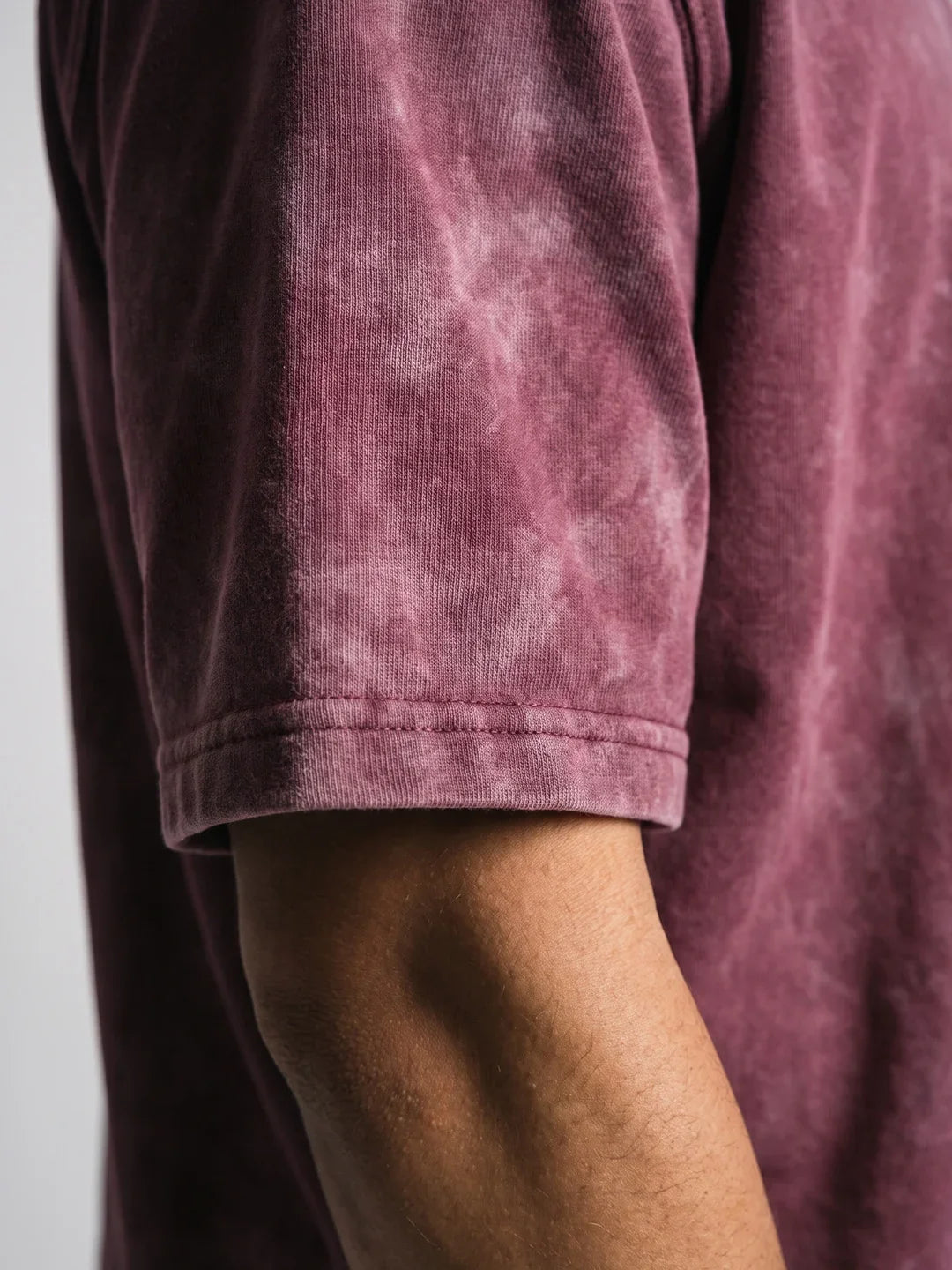 Optic / Acid Wash Tee - Maroon